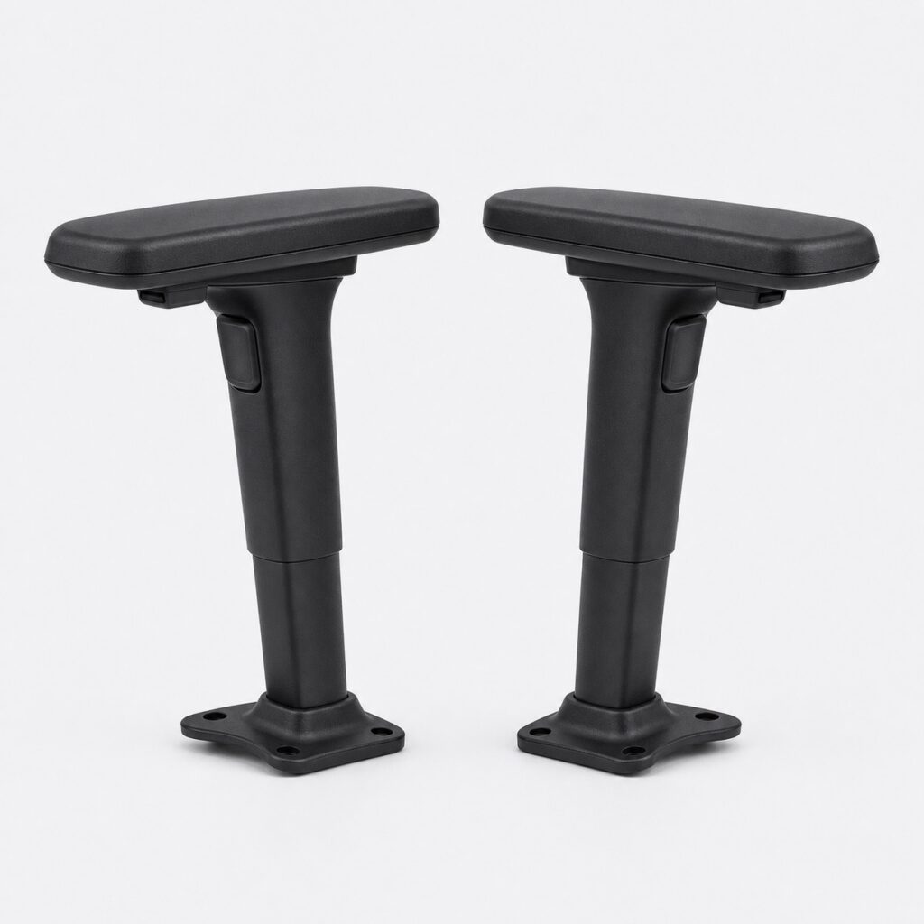 Adjustable armrest on the Maktune Flex